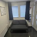 R.i.s.-rest In Siska Duplex Apartment *