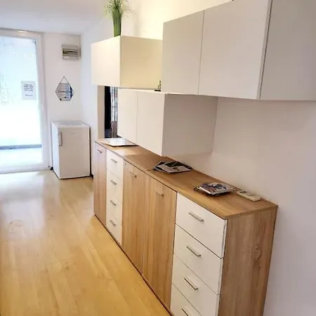 R.i.s.-rest In Siska Duplex