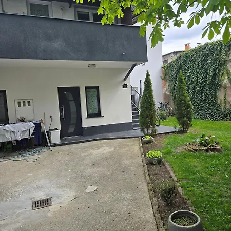 R.i.s.-rest In Siska Duplex Apartment