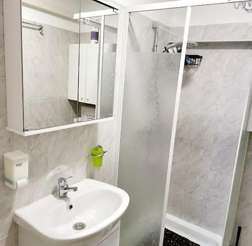 R.i.s.-rest In Siska Duplex *