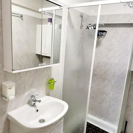 R.i.s.-rest In Siska Duplex *